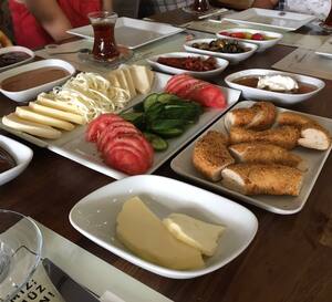 Bostanli Kahvalti Mekani Filozof Kahvalti Izmir Yemek Mekan